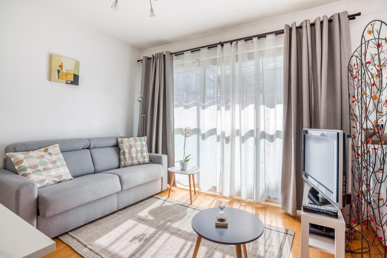 Apartamento Confluence - Superbe pied à terre avec parking privé Lyon Exterior foto